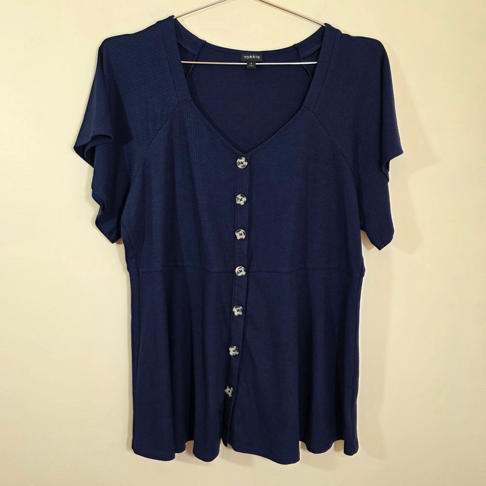 Torrid Women Top Navy Blue Ribbed Flutter Sleeve Babydoll Button Front Size 3X